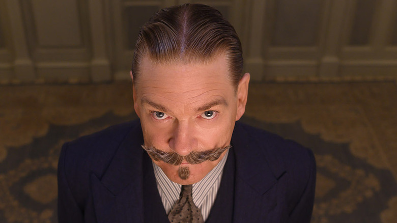 Kenneth Branagh looks up Death on the Nile