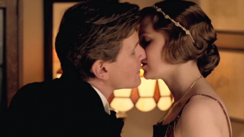 Downton Abbey characters kissing.