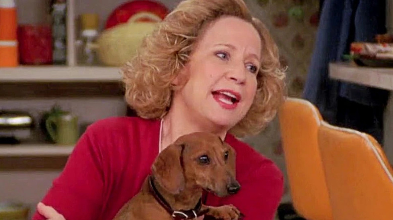 Debra Jo Rupp with Schatzi the dog on That '70s Show