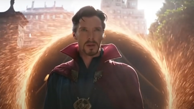 Doctor Strange teleporting