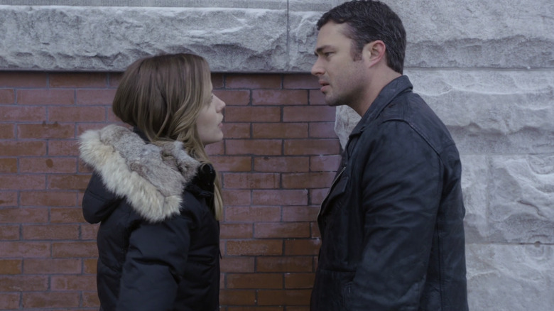 Severide and Lindsay talking 