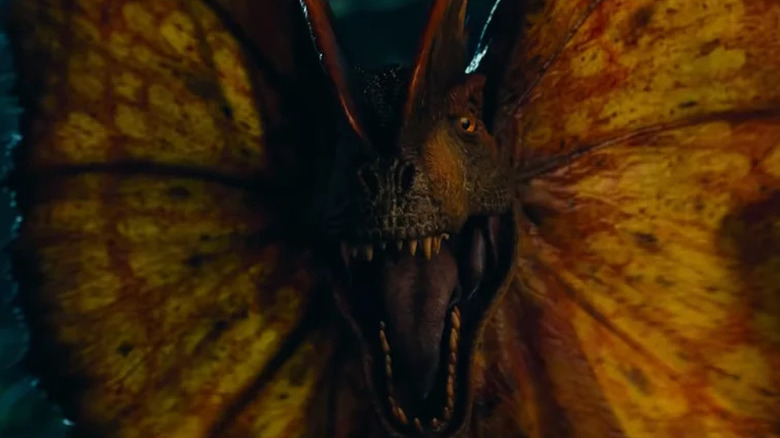 Dilophosaurus roaring