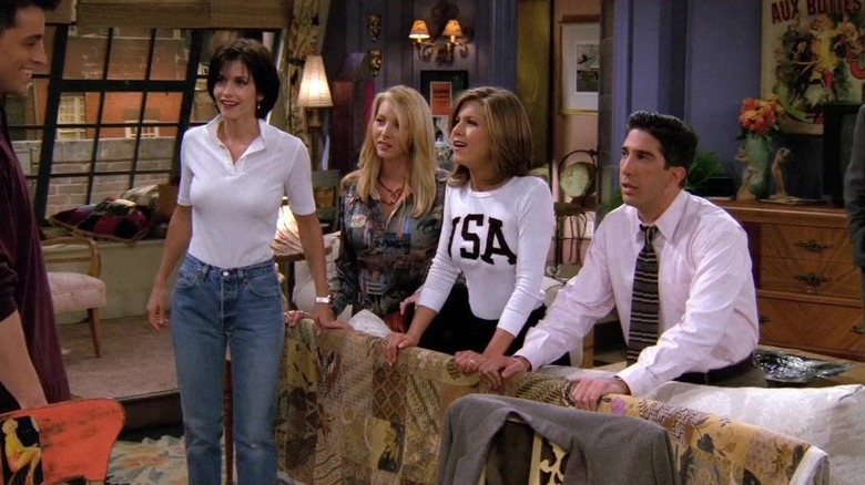 Friends cast on couch