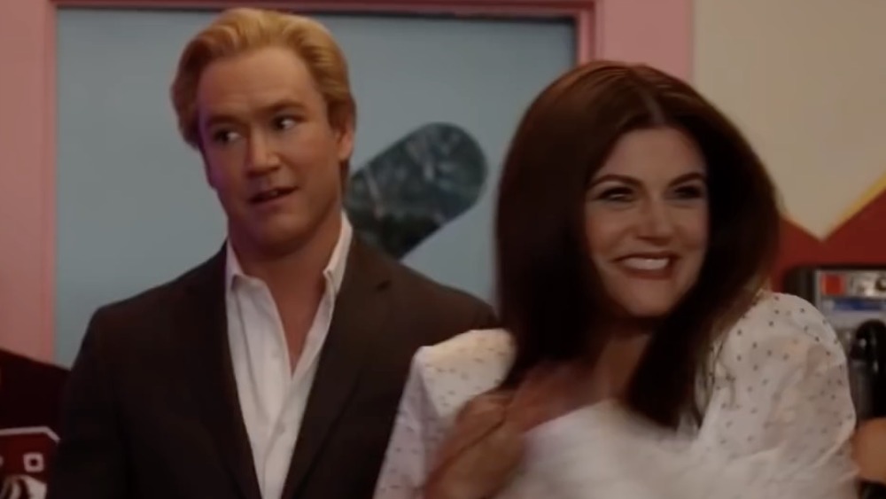 Tiffani Thiessen and Mark-Paul Gosselaar in Saved by the Bell