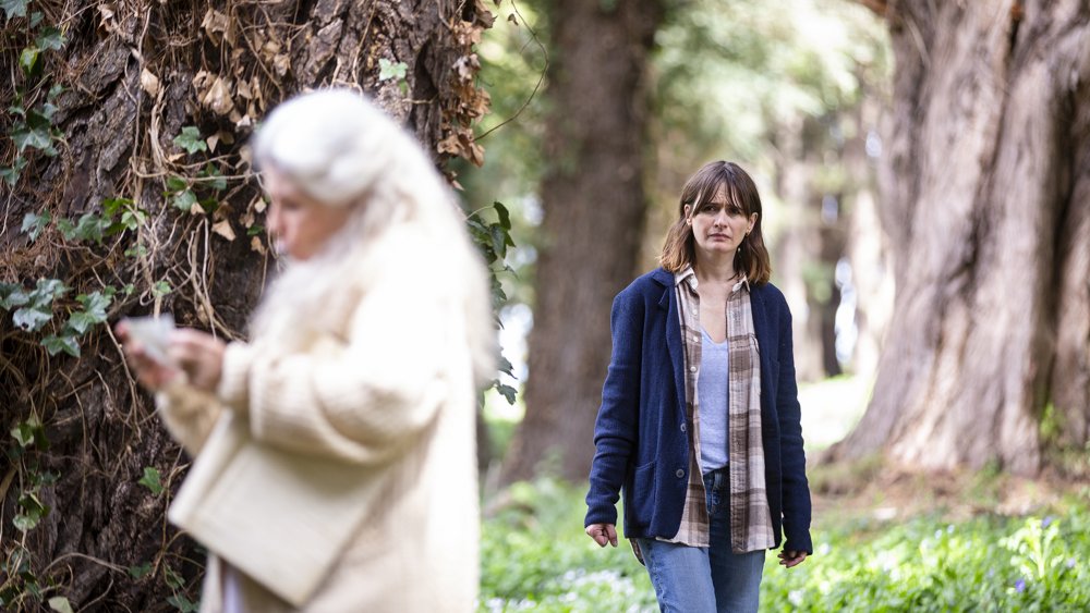 Robyn Nevin as "Edna" and Emily Mortimer as "Kay" in Natalie Erika James' RELIC. 