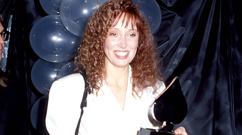 Shelley Duvall at event with award