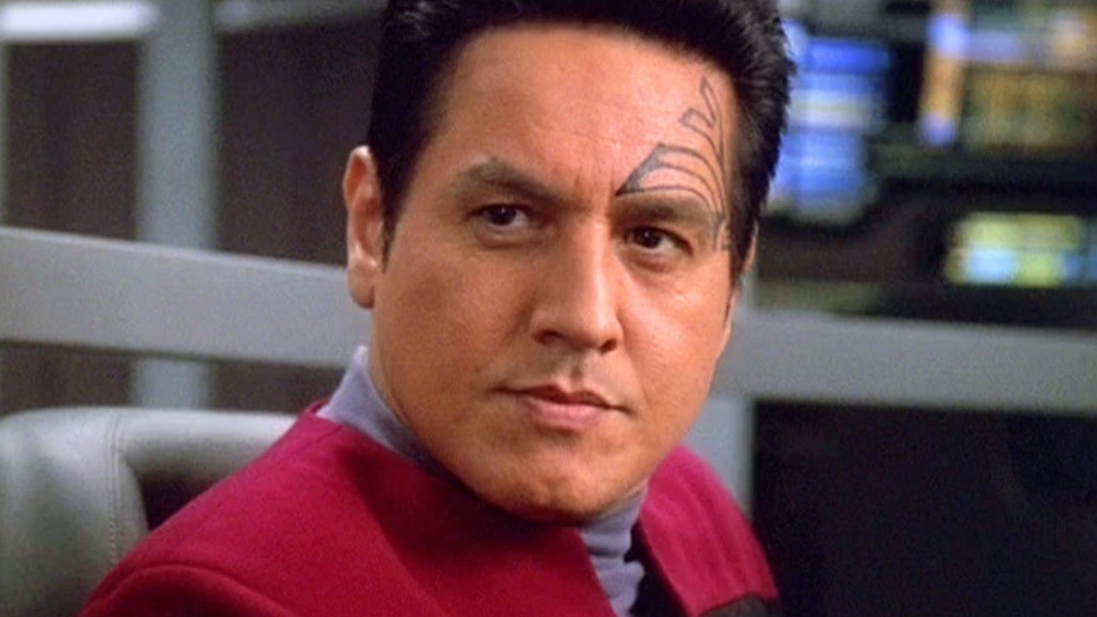 Robert Beltran Refused To Revisit A Controversial Chakotay Arc On Star 