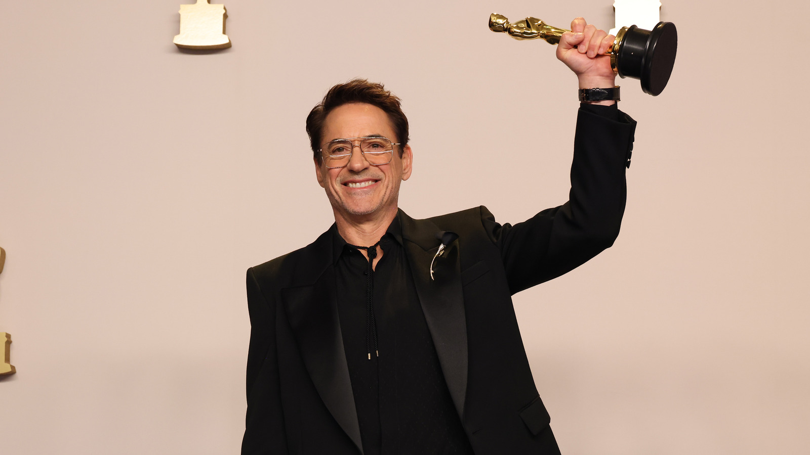 Robert Downey Jr.'s First Oscar Win Is A Bigger Deal Than You Think Fo