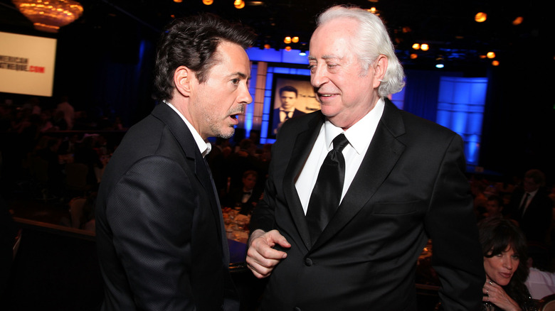 RDJ with his father at an awards banquet