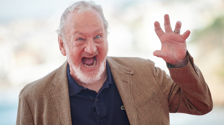 Robert Englund open mouth claw hand