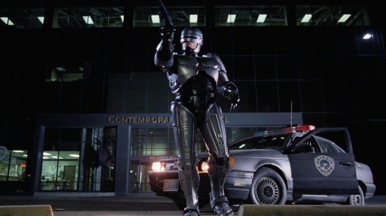 RoboCop points gun