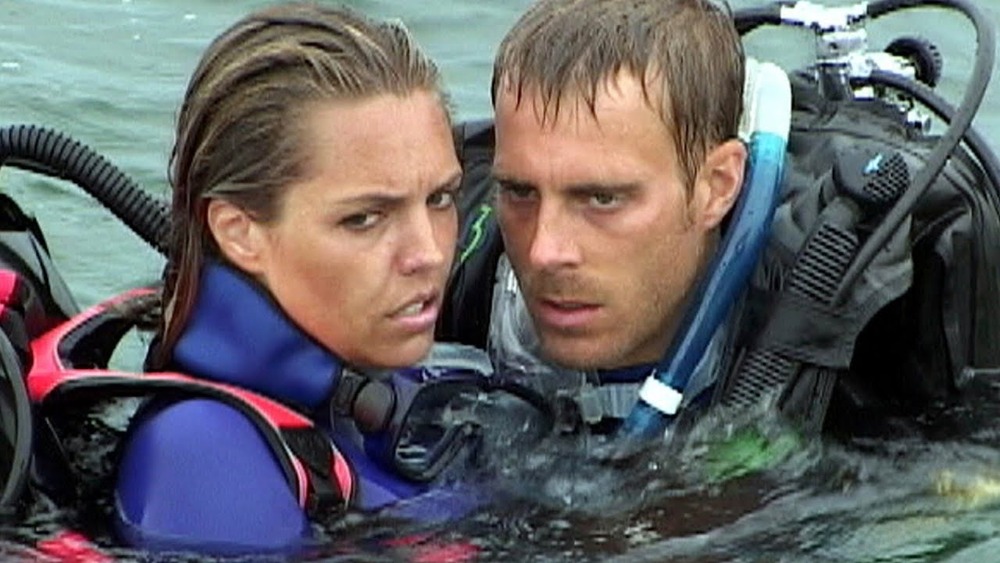 Daniel and Susan stalked by sharks