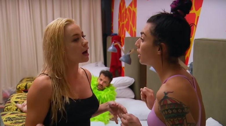 The Challenge contestants arguing 