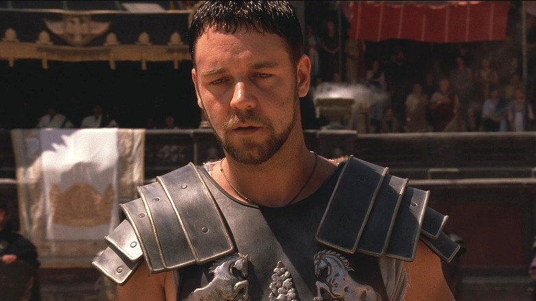 Maximus in arena, dejected
