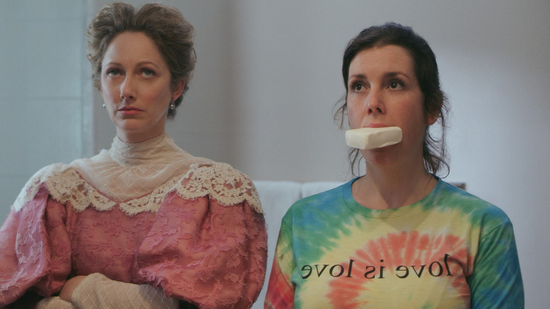 Judy Greer and Melanie Lynskey in Lady of the Manor