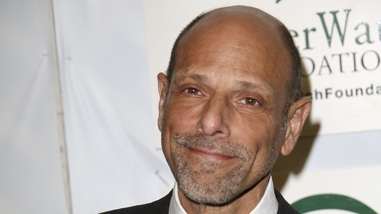 Robert Schimmel smiling