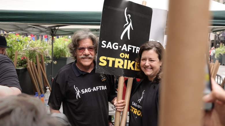 Geraldo Rivera on the picket line