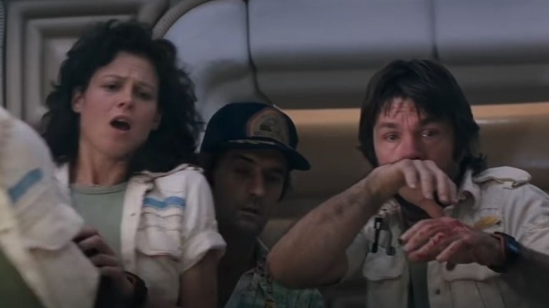 Startled Nostromo crew 