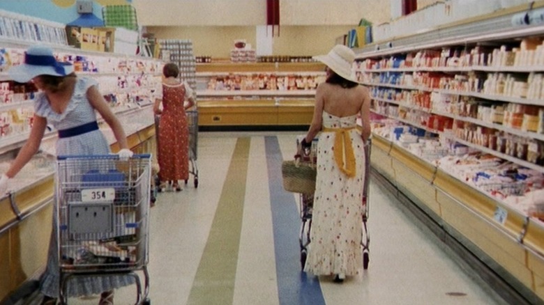 The Stepford Wives go shopping