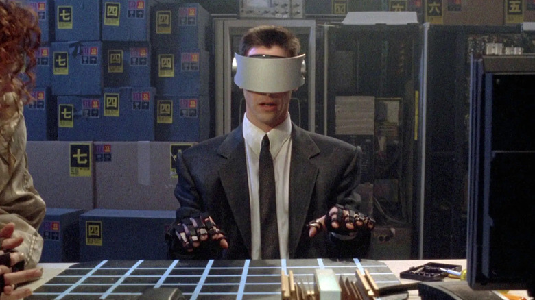 Johnny Mnemonic uses a simulator