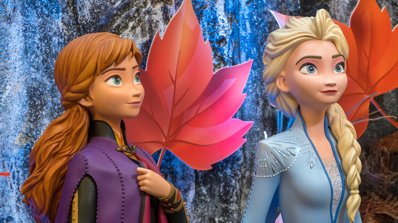 Anna and Elsa looking up