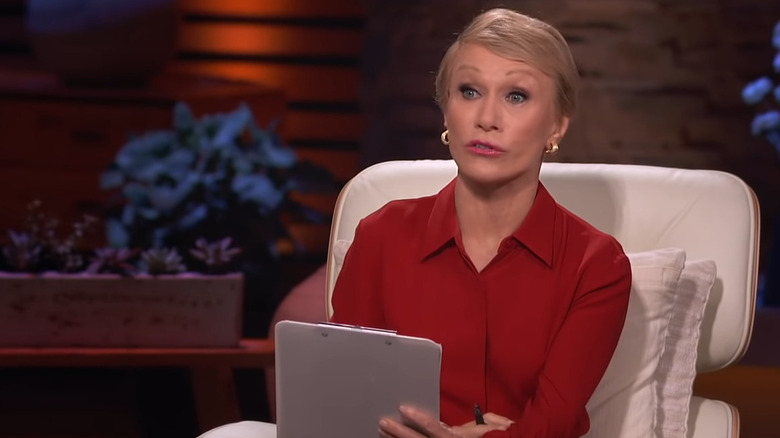 Barbara Corcoran talking with clipboard