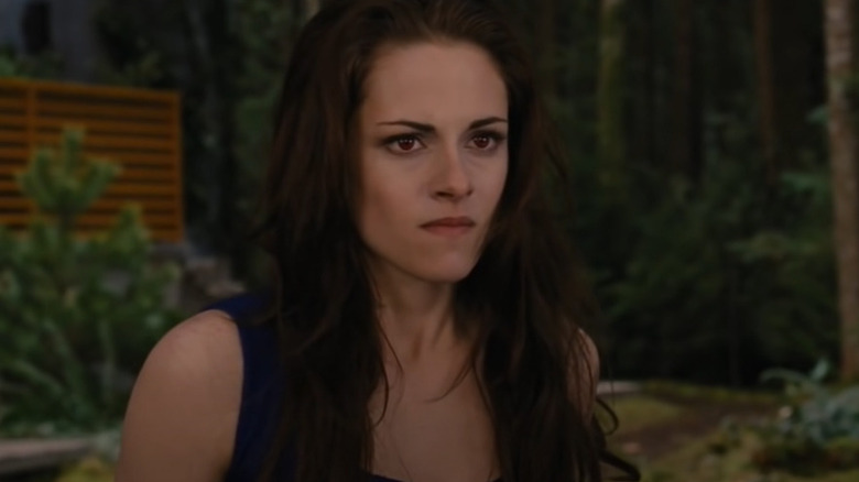 Vampire Bella glaring