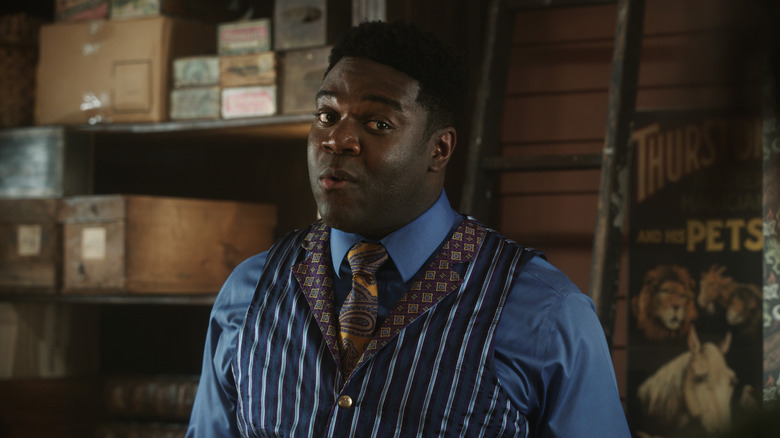 Sam Richardson as Gilbert in the Magic Shop