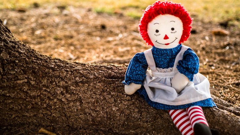 annabelle raggedy ann