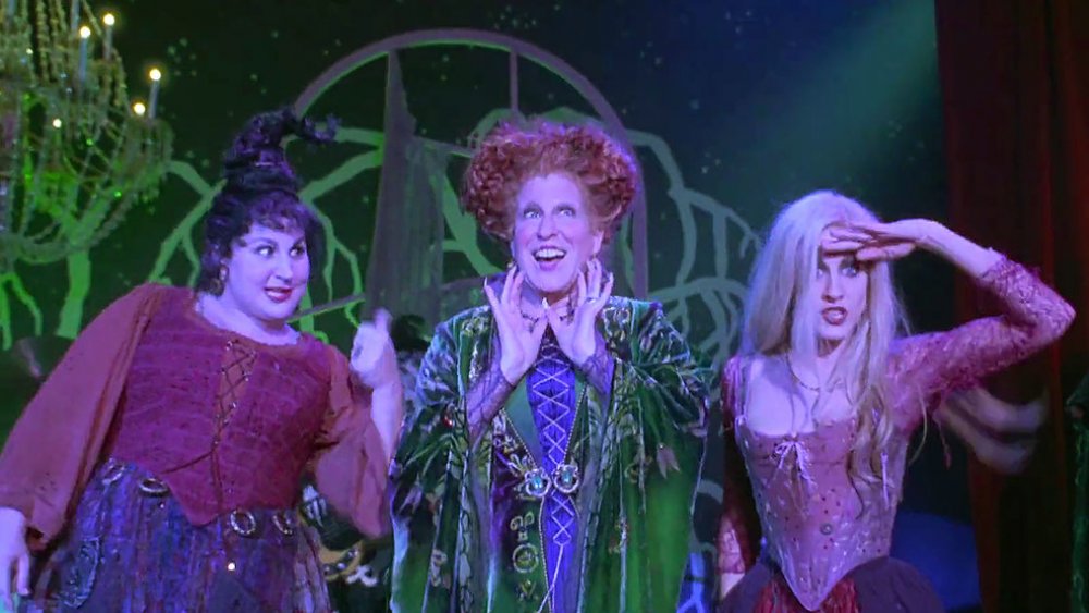 Bette Midler, Kathy Najimy, and Sarah Jessica Parker as the Sanderson sisters in Hocus Pocus