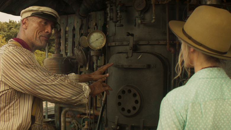 Dwayne Johnson and Emily Blunt in Jungle Cruise