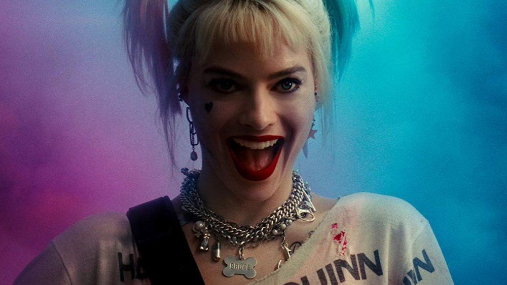 Margot Robbie as Harley Quinn with her necklace in Birds of Prey