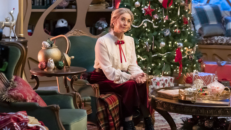 Elizabeth Mitchell dressed like Mrs. Claus