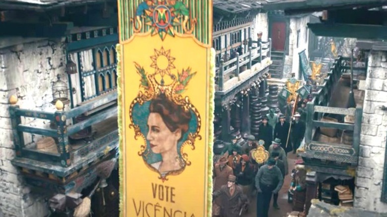 Vote for Vecencia banners in Fantastic Beasts: The Crimes of Grindelwald