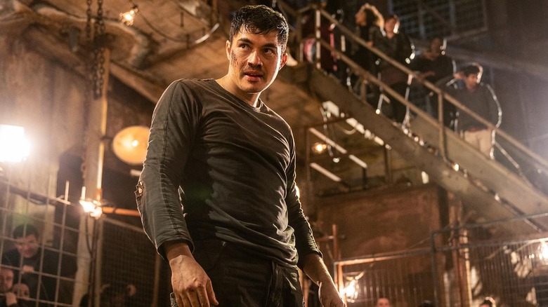 Henry Golding Snake Eyes fighting arena