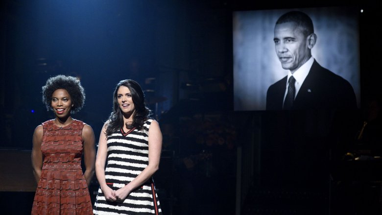 Sasheer Zamata and Cecily Strong on SNL