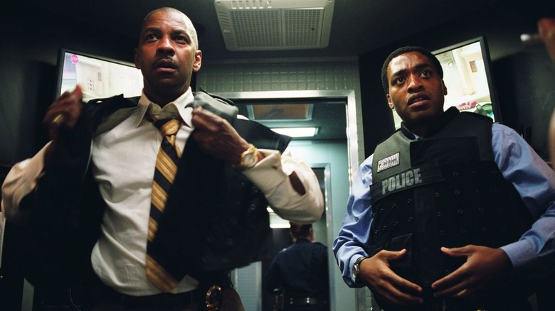 Denzel Washington and Chiwetel Ejiofor prepare to negotiate