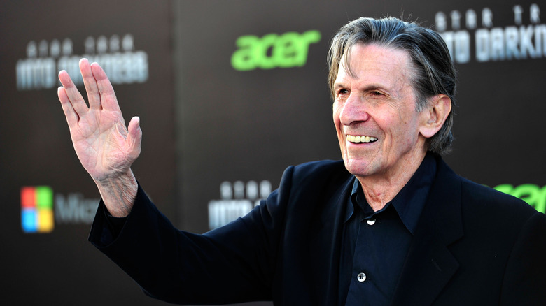 Leonard Nimoy doing Vulcan salute on red carpet