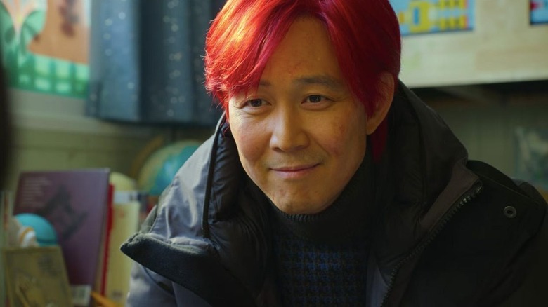 Gi-hun with red hair