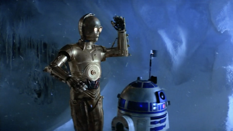 C-3PO and R2-D2 scanning the horizon