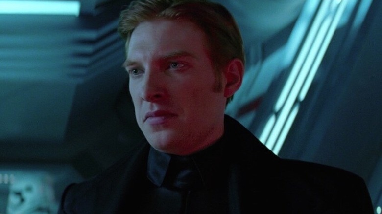 General Hux looking onward