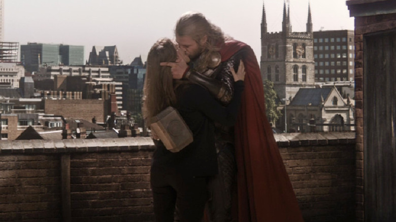 Thor and Jane kiss