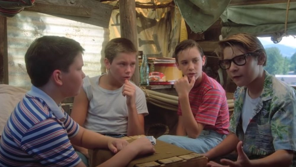 Corey Feldman, Wil Wheaton, and River Phoenix in Stand by Me