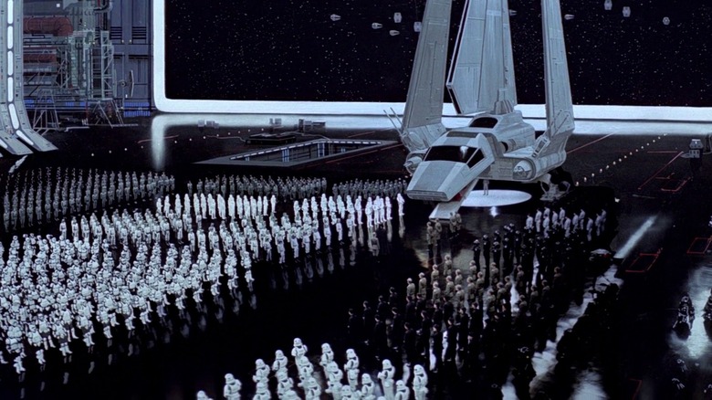 Stormtroopers welcome Emperor Palpatine