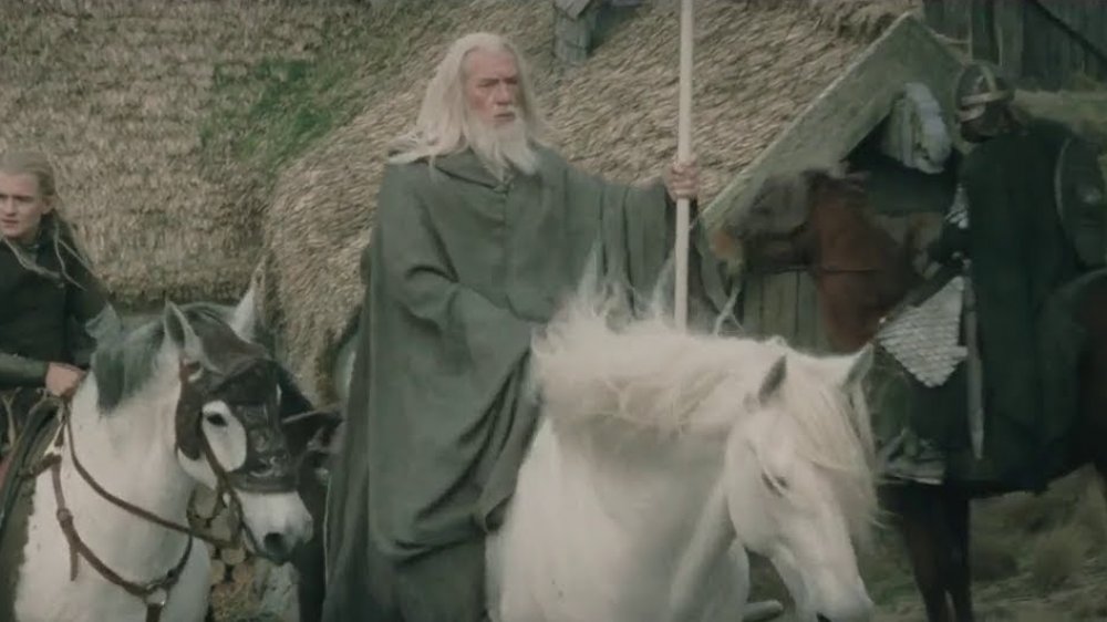 Orlando Bloom as Legolas and Ian McKellen as Gandalf on horseback in Lord of the Rings: The Two Towers