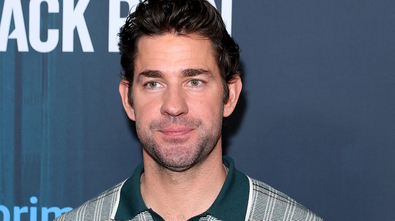 John Krasinski staring at "Jack Ryan" premiere 