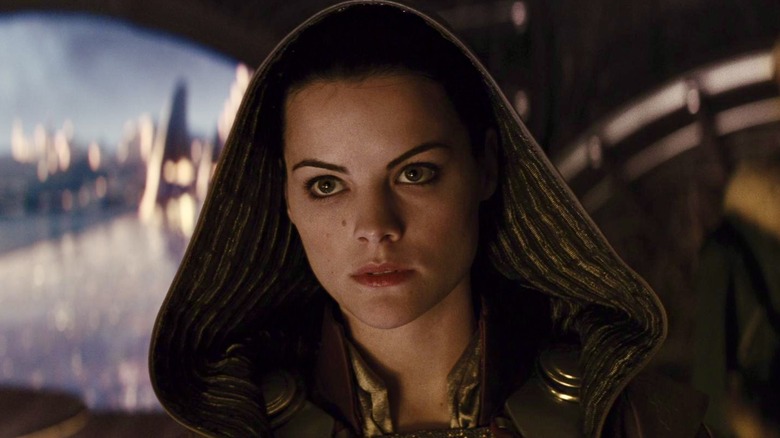 Lady Sif wearing cloak