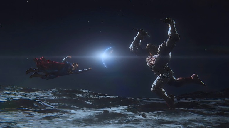 Superman and Doomsday fighting on moon