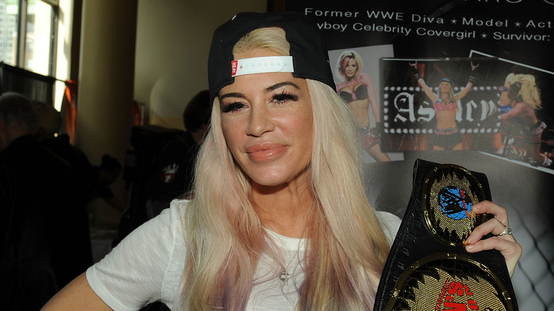 Ashley Massaro at BigAppleCon 2017