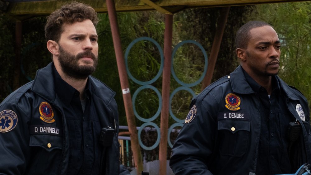 Anthony Mackie and Jamie Dornan in Synchronic